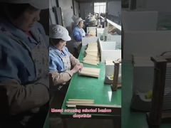 Selección manual de palillos chinos de bambú