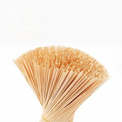 Palos de bambú de incienso hechos de palos de bambú crudos de la India para Agarbatti a precios de un exportador confiable durante toda la temporada
